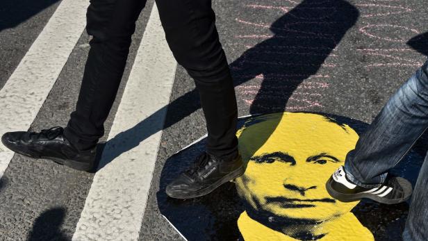 Abwanderung: Putin gehen die Russen aus