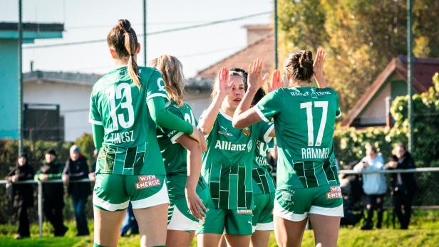 Jubel bei den Rapid-Frauen