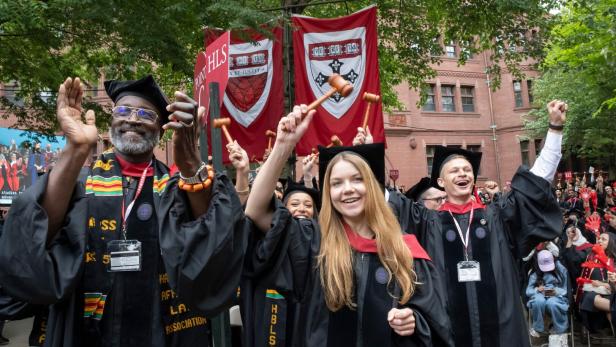 US-EDUCATION-HARVARD-GRADUATION